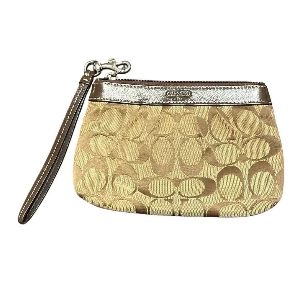 Classic Coach wristlet